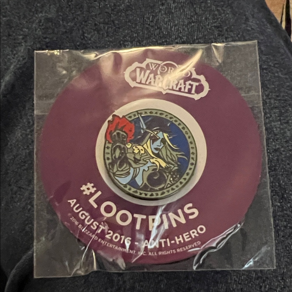 World Warcraft Lootpin